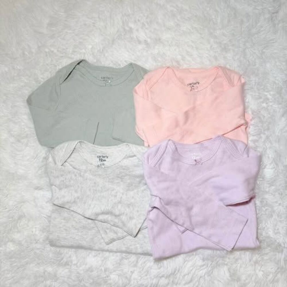Neutral Baby Long Sleeve Onesie Set 12M Carter’s Bundle (4 Pieces)